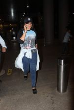 Sonakshi Sinha snapped on international airport on 26th Aug 2015
